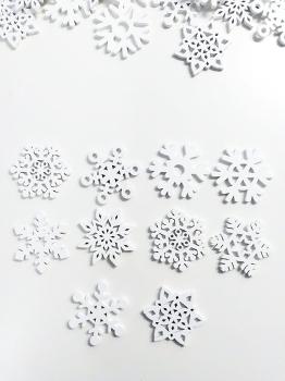 großer Schneeflocken- Mix weiß